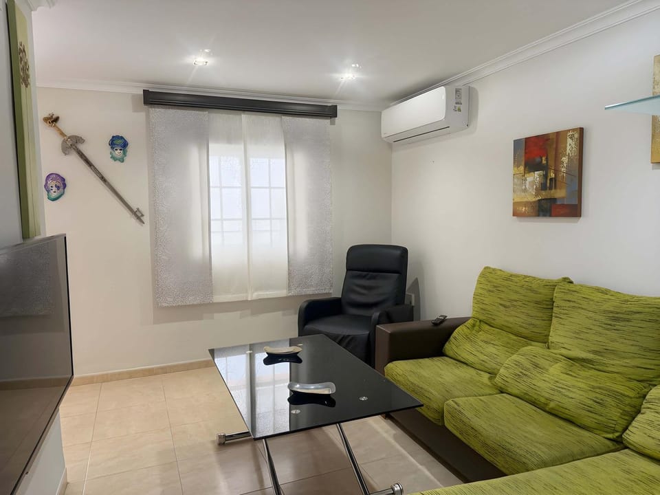 Apartamento de 2 habitaciones y balcon cerca de la playa Apartment in Conil de la Frontera