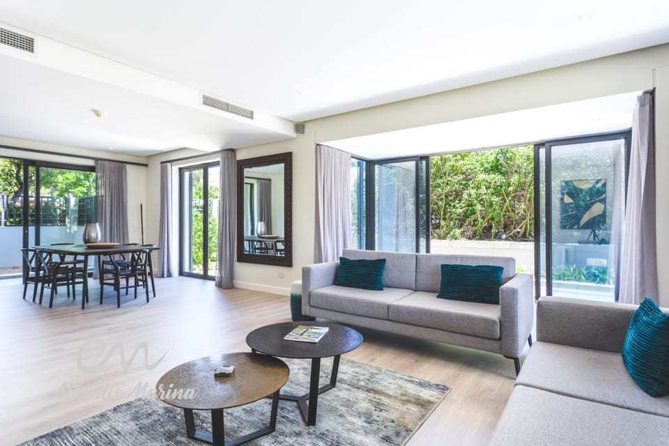 Balcony/Terrace, Living room, Seating area, Dining area