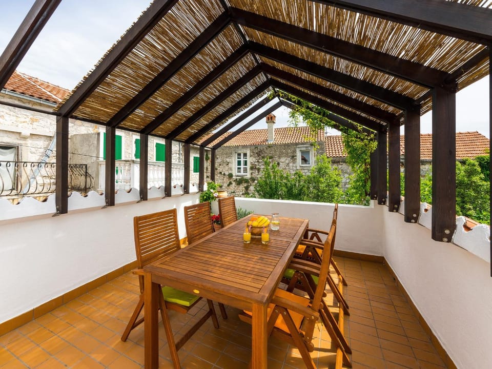 BBQ facilities, Balcony/Terrace