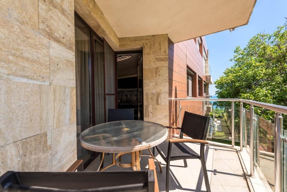 Spacious Family Apartment Apartment in Varna