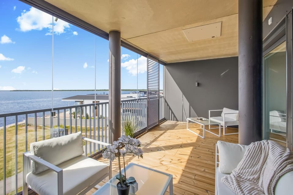 View (from property/room), Balcony/Terrace, Sea view