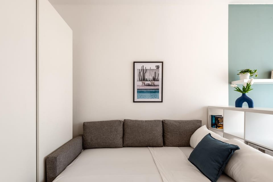 Spring, Bed, Day, Night, Winter, Summer, TV and multimedia, Living room, Autumn, Seasons, Time of day, heating, heating, soundproof, wardrobe, air conditioner, air conditioner