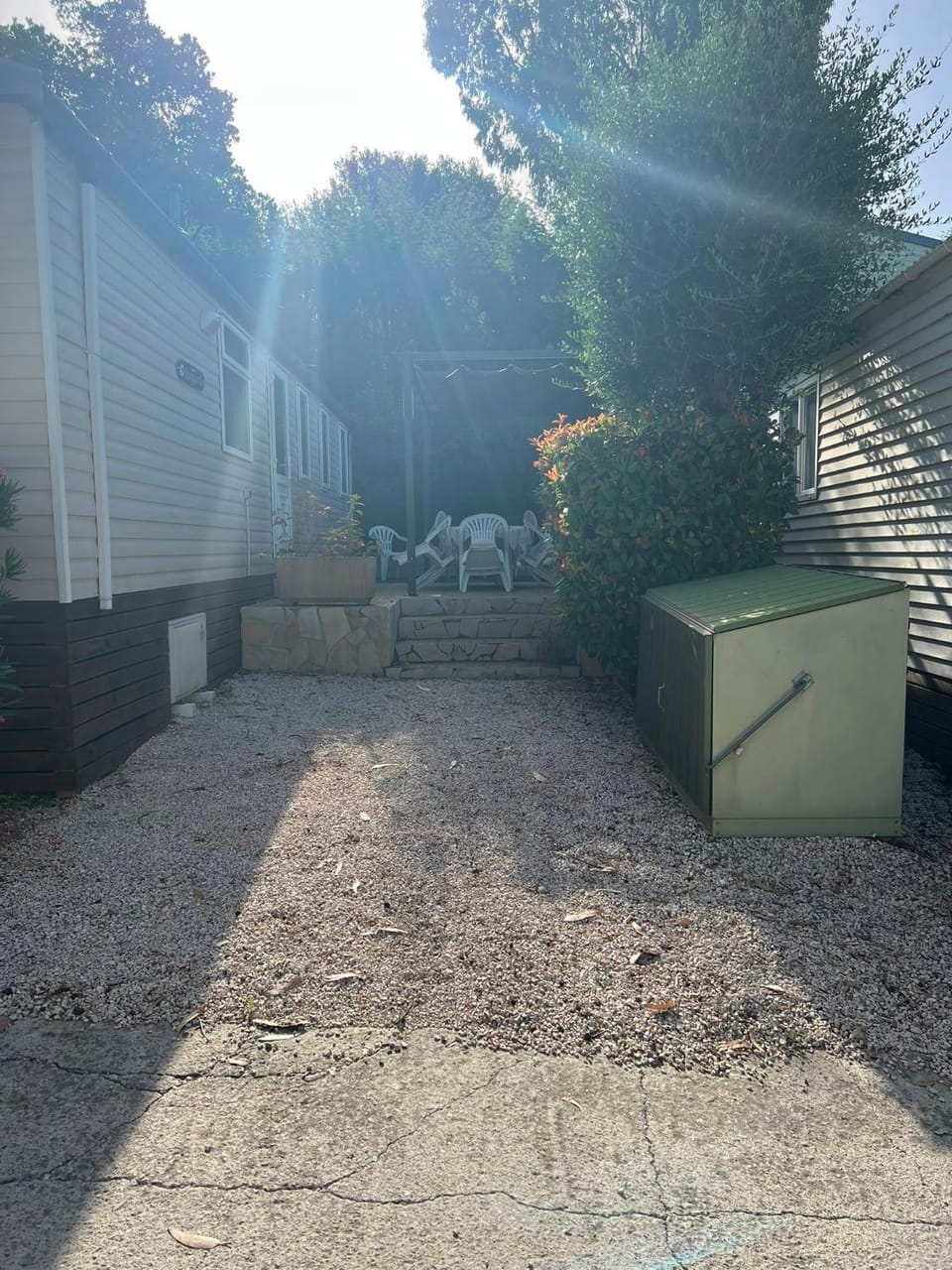 Patio, Parking