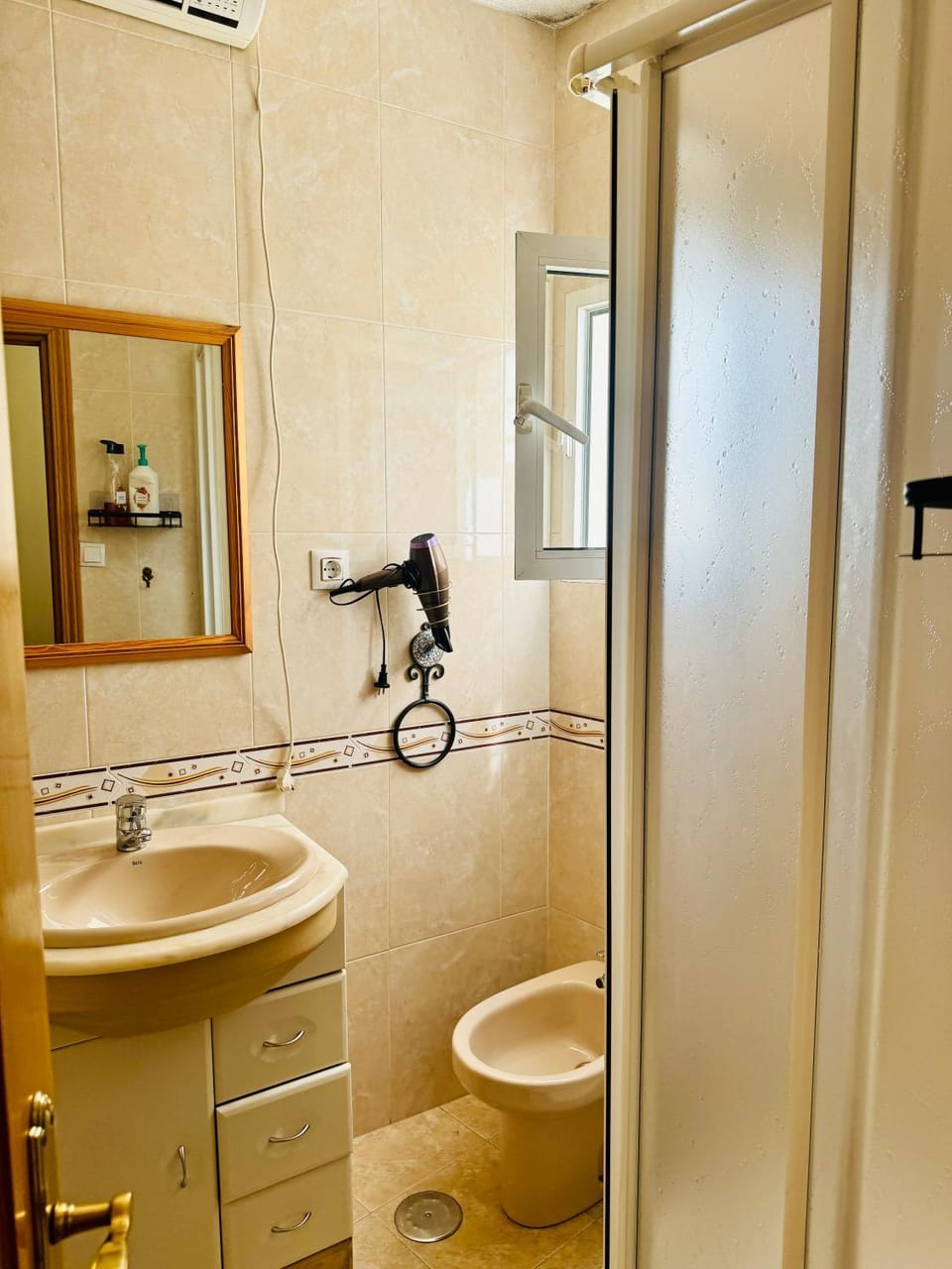 Fórmula 1 aeropuerto Apartment in Madrid