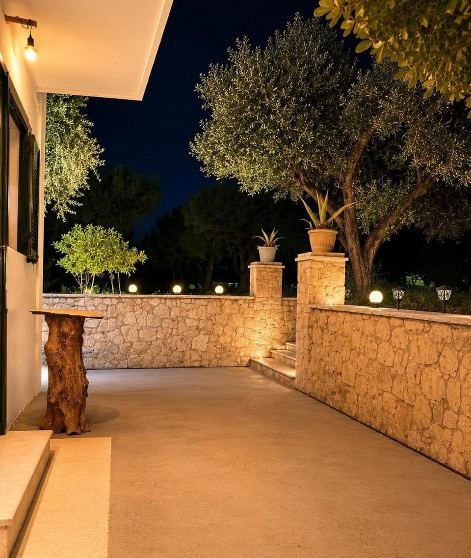 Patio, Garden, Balcony/Terrace, Garden view