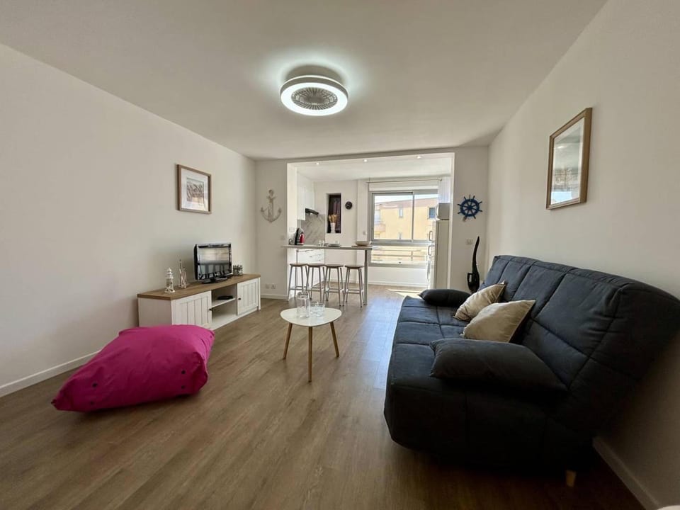 CR200-294 CANET EN ROUSSILLON- Studio plage centre Apartment in Canet-en-Roussillon