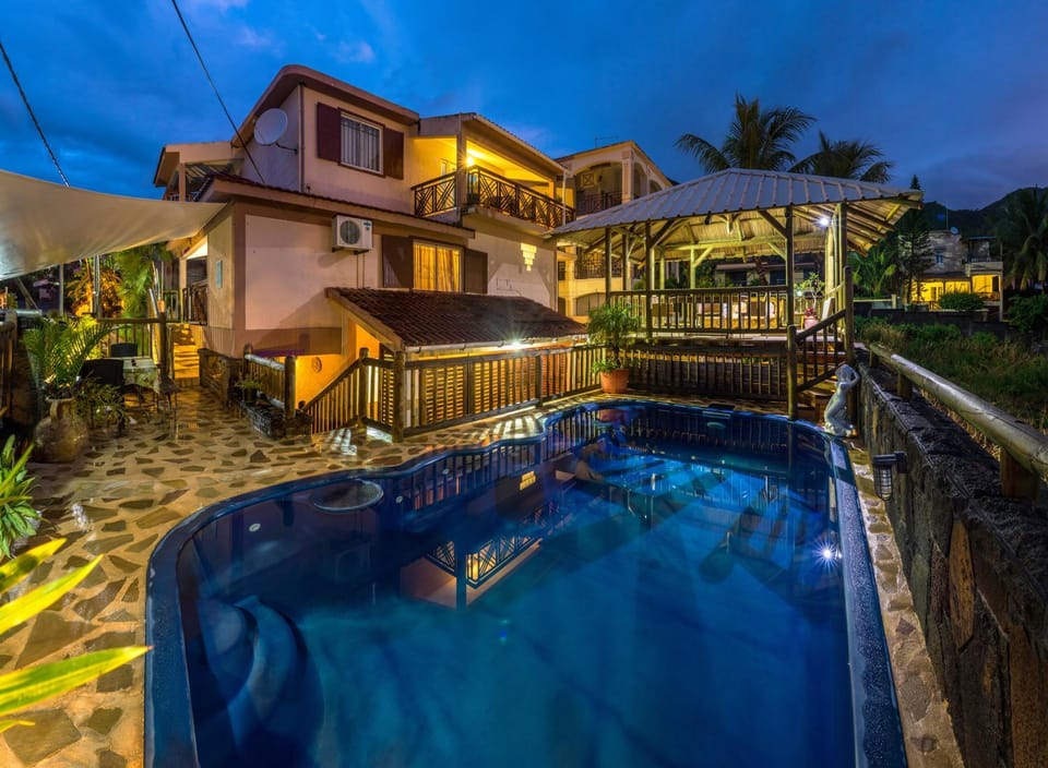 Property building, Pool view, Swimming pool