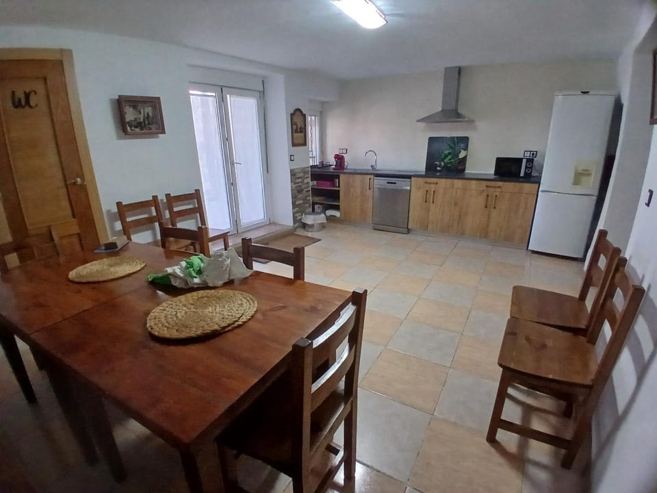 Golden Rock House in Aragon