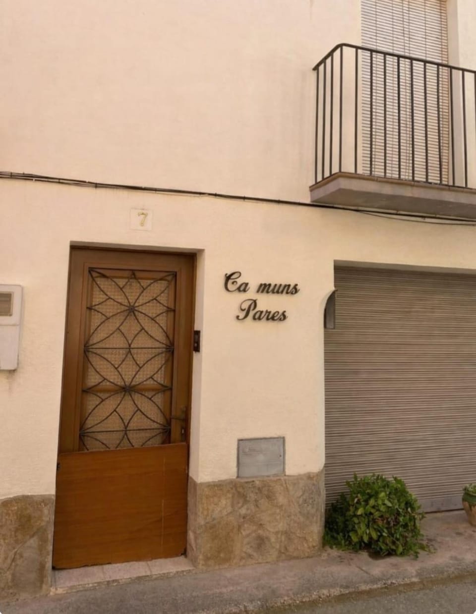 Facade/entrance