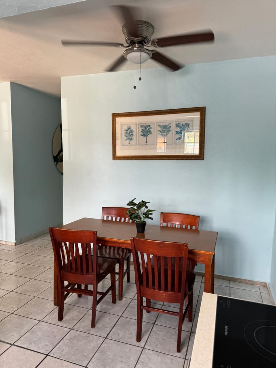 Flamboyanes Stays, 3BR 1BA Up to 10 Guests Near Bacardi #2 Apartment in Puerto Rico