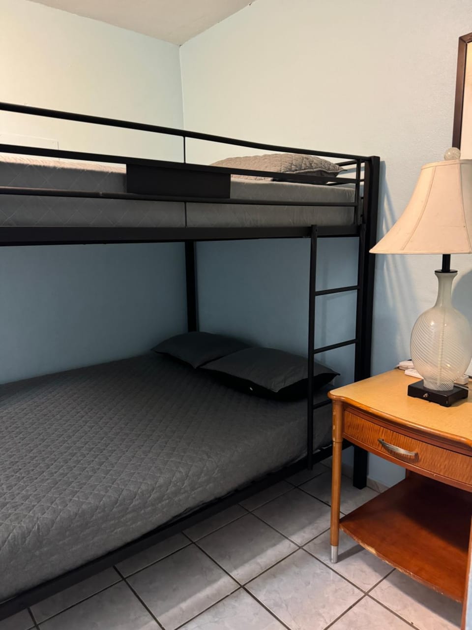 Flamboyanes Stays, 3BR 1BA Up to 10 Guests Near Bacardi #2 Apartment in Puerto Rico