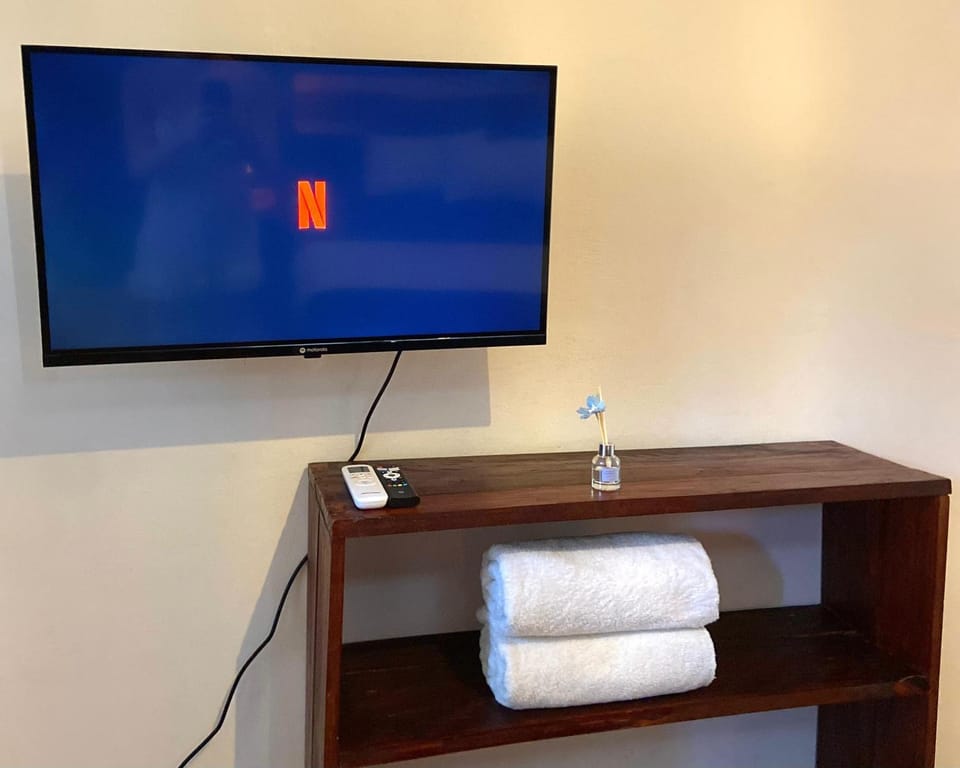 TV and multimedia, towels