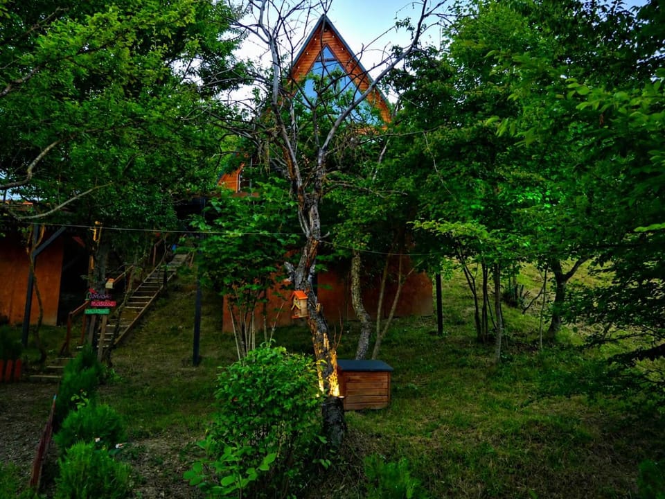 Mtis qokhi Twins Nature lodge in Georgia