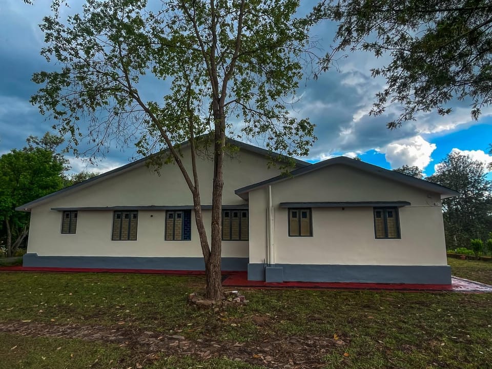 Doi Stays Dak Bungalow Bed and Breakfast in Uttarakhand