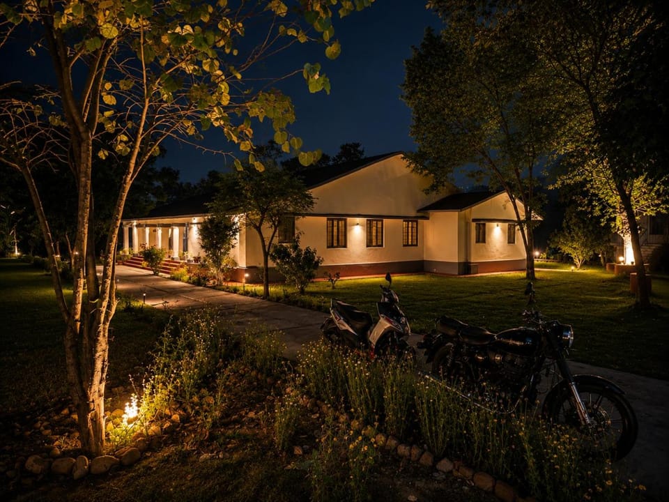 Doi Stays Dak Bungalow Bed and Breakfast in Uttarakhand