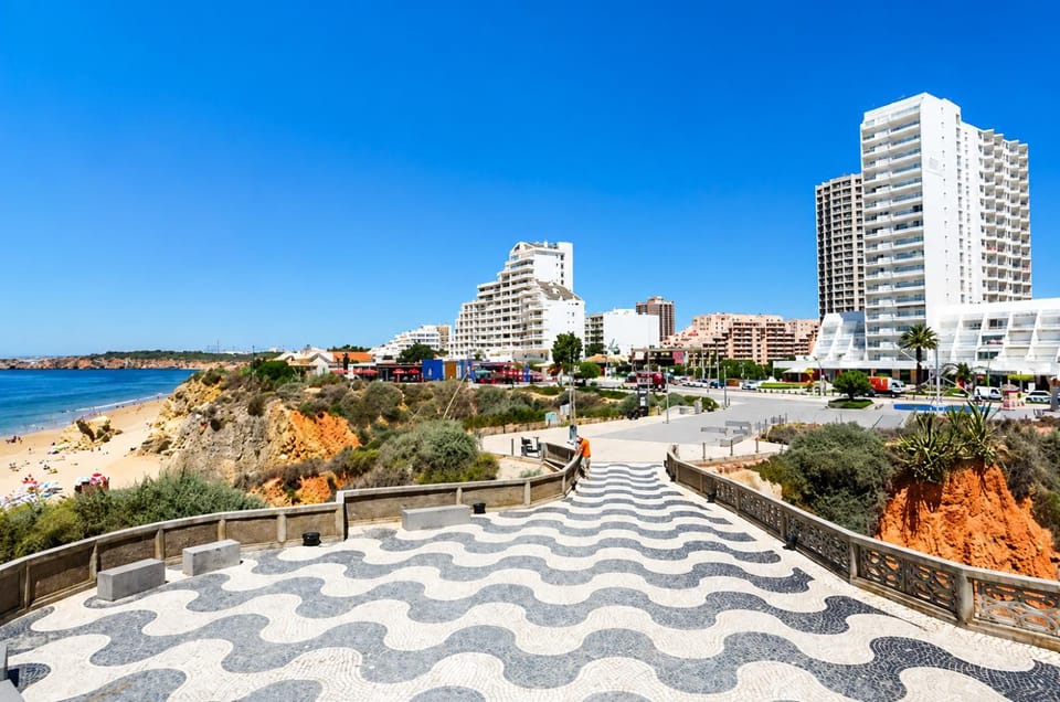 Rocha Beachfront Apartment in Portimao
