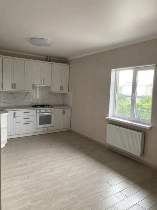 Большая квартира в центре,3 кондиционера 2 туалета, 3 TV Apartment in Chișinău