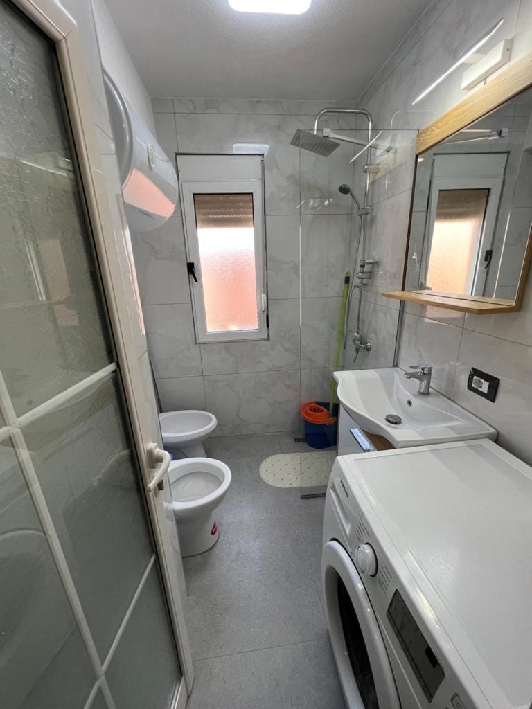 LETI APARTMENT-CITY ESCAPe 21 Apartment in Tirana