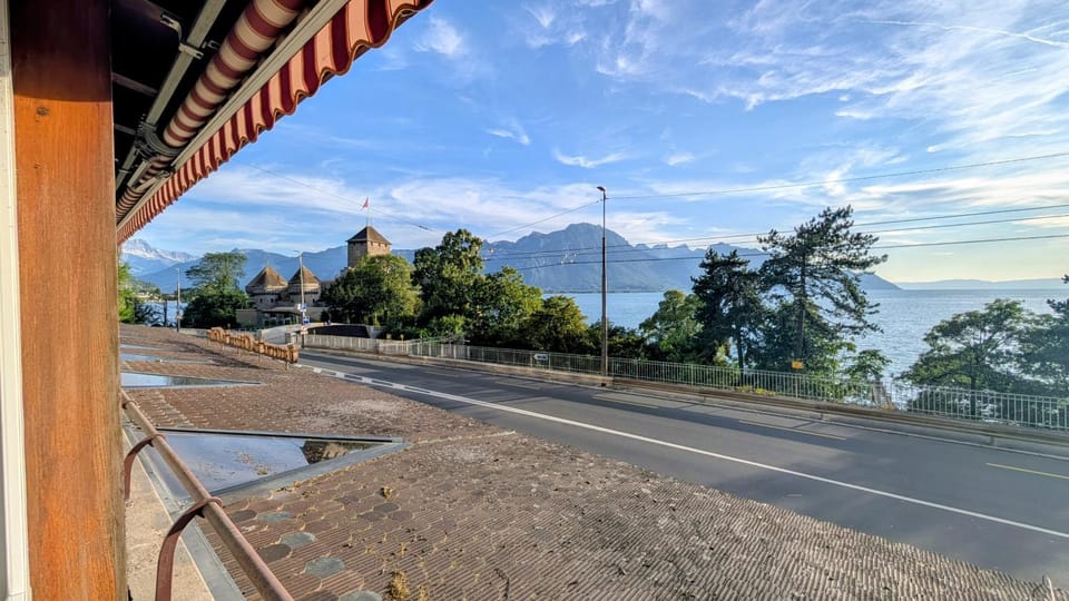 Chillon lake view by MK Apartment in Montreux