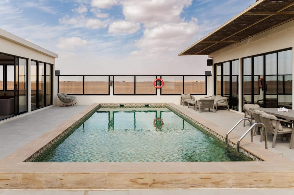 Pool view, Swimming pool
