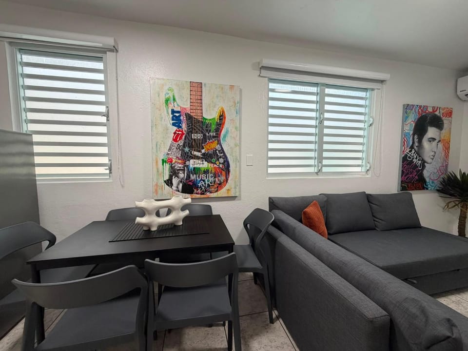 Central San Juan 3BR Apt Sleeps 8 Apartment in San Juan