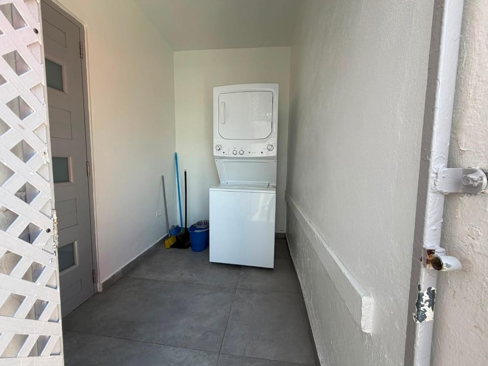 Central San Juan 3BR Apt Sleeps 8 Apartment in San Juan