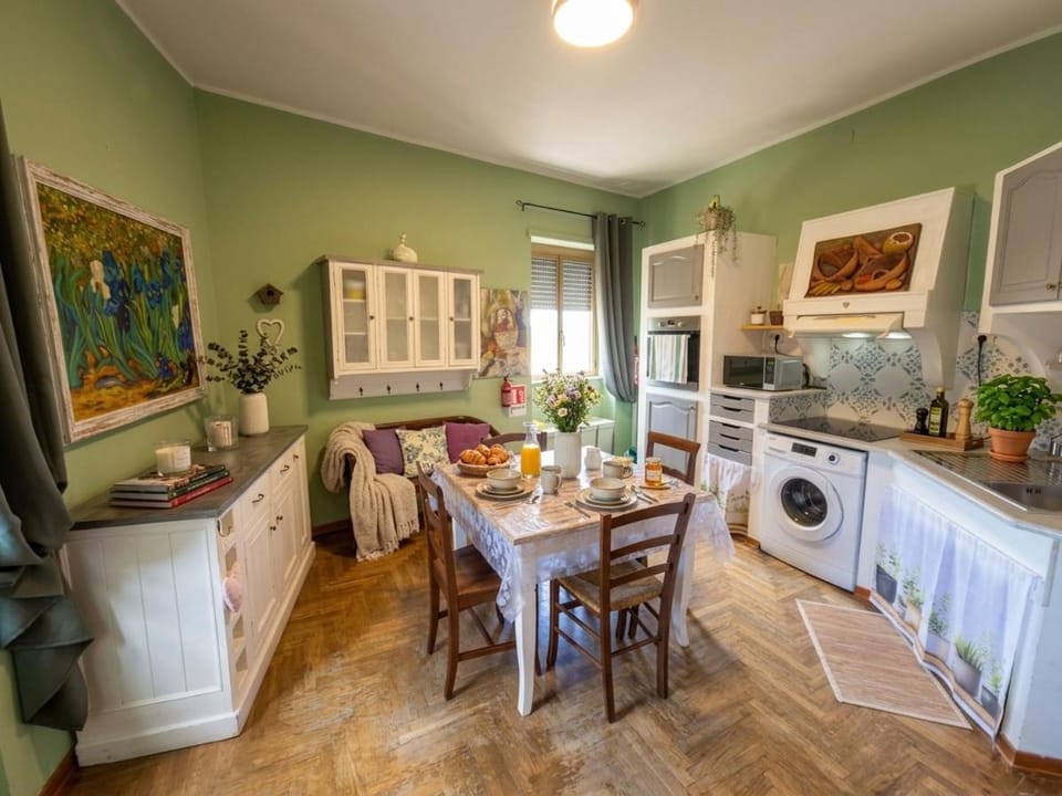 Kitchen or kitchenette, microwave, oven, washing machine, kitchen