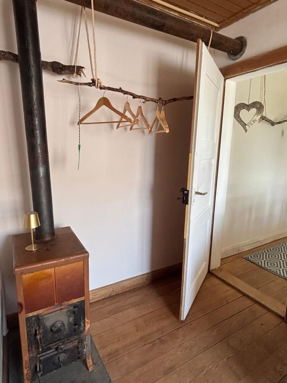 Chambre Cheval Mont Soleil Farm Stay in Neuchâtel, Switzerland