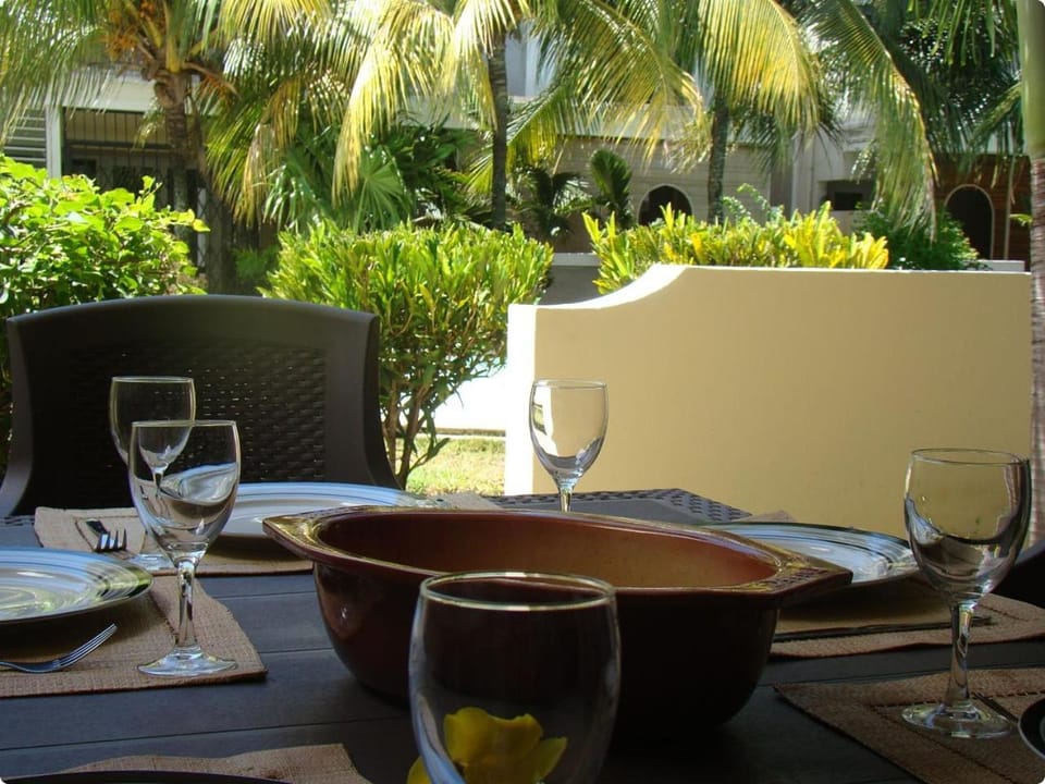 Althea's nice, comfy 4 BR townhouse with pool in Grand Bay- AH 1 House in Grand Baie