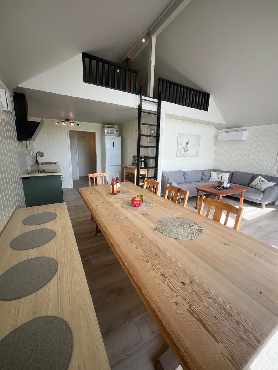 Kitchen or kitchenette, Living room, Dining area, kitchen