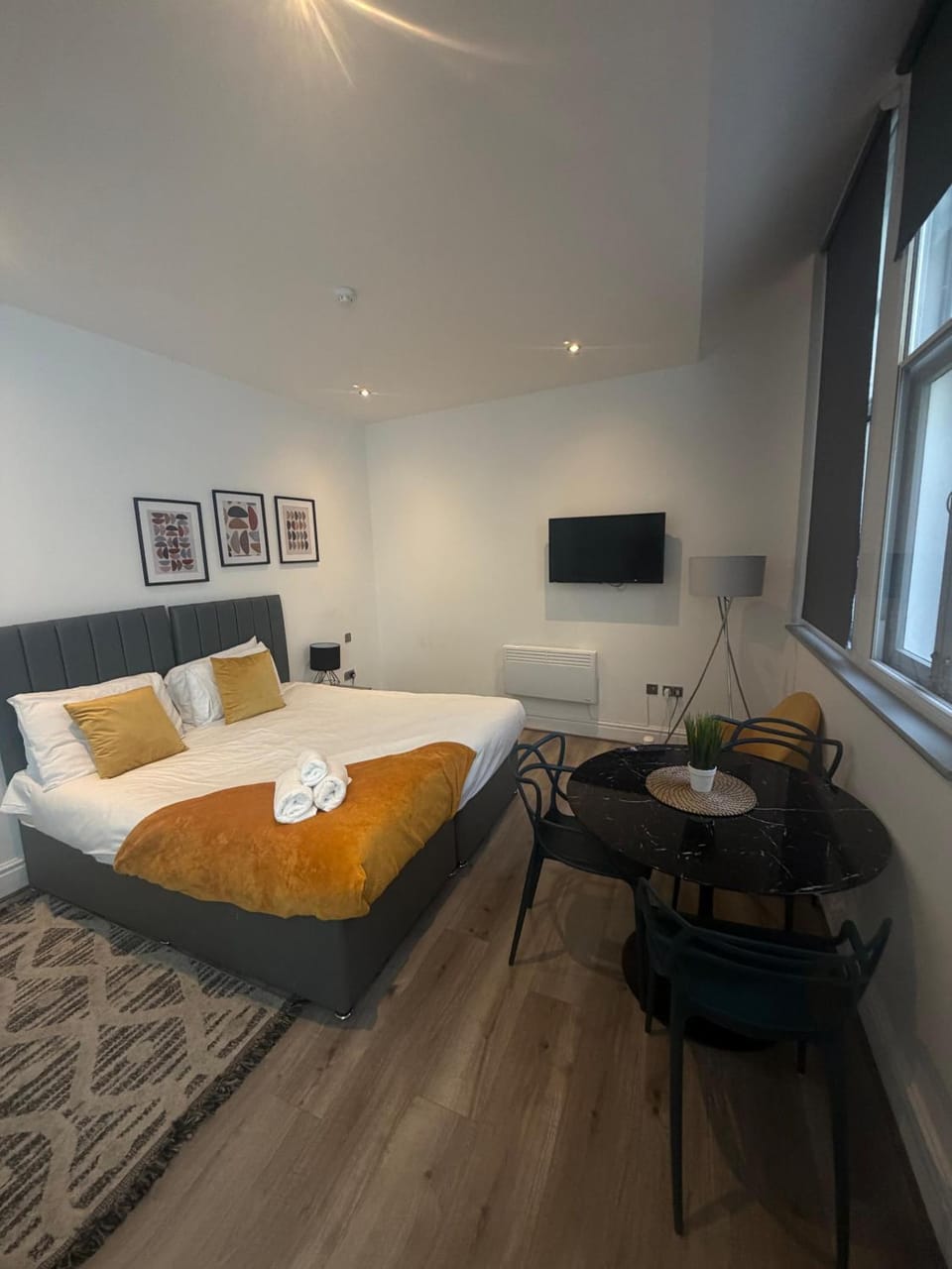 Living room, Bedroom