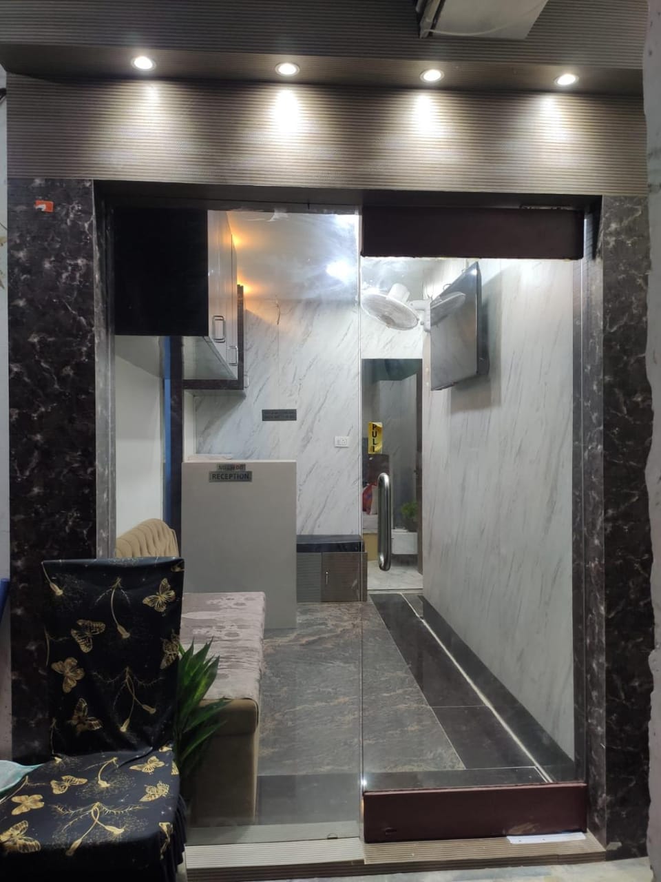 Hotel SR Imperial Hotel in Kolkata