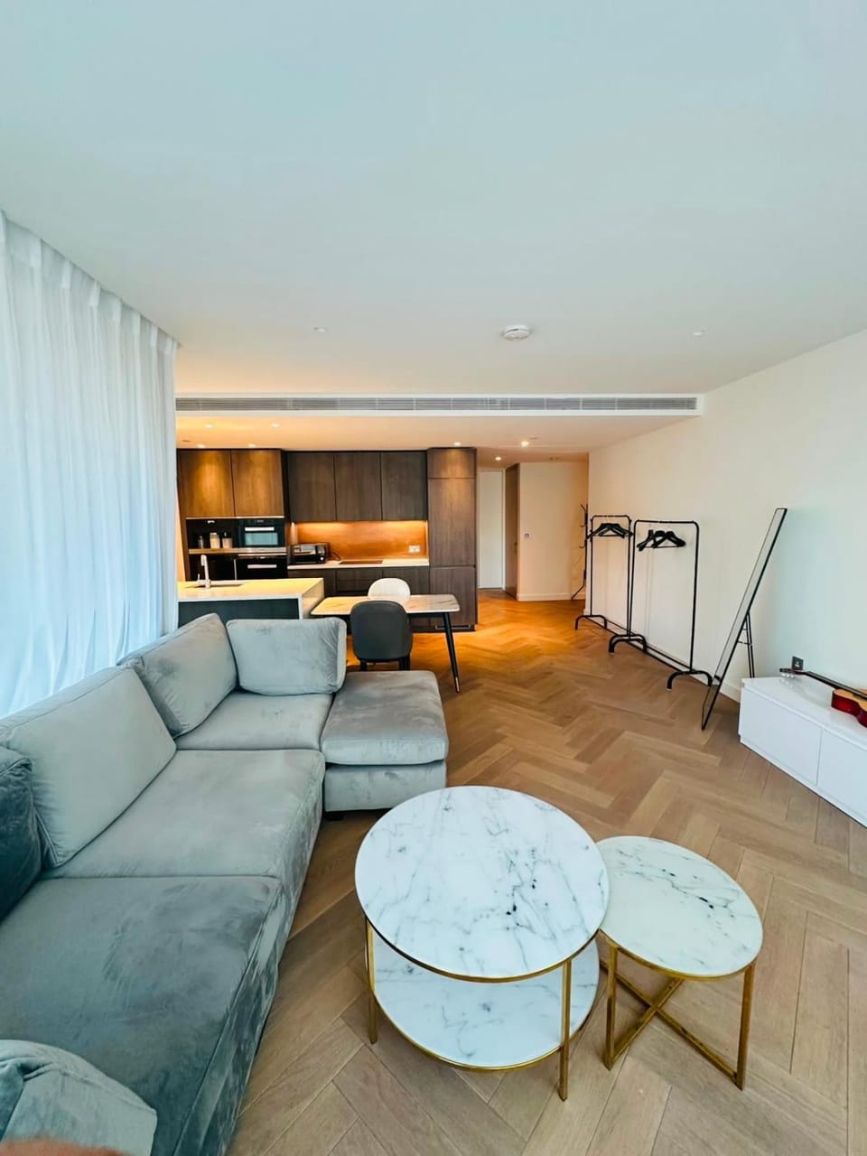 Lux 2 bed Shordish Apartment in London Borough of Islington