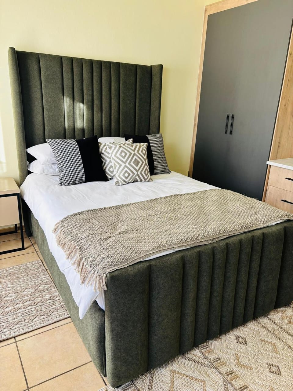 Airport Urban Studio Apartment in Gauteng