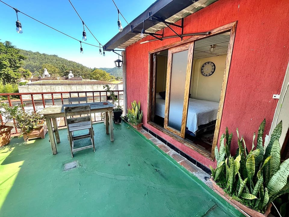 Day, View (from property/room), Balcony/Terrace, Dining area, Mountain view