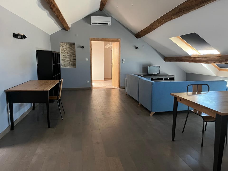 Appartement climatisé avec vue montagne Apartment in Auvergne-Rhône-Alpes