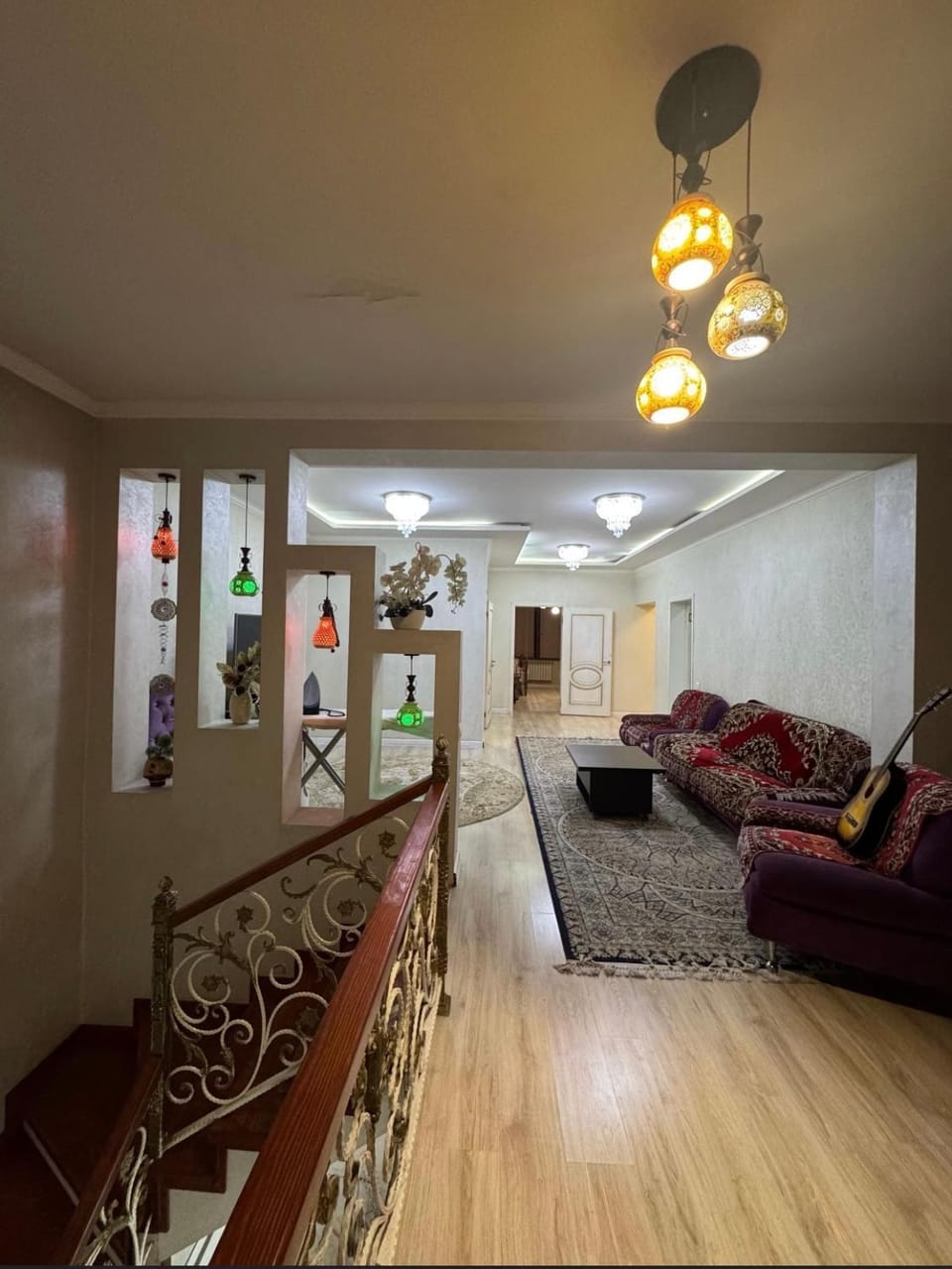 Большой красивый коттедж House in Almaty