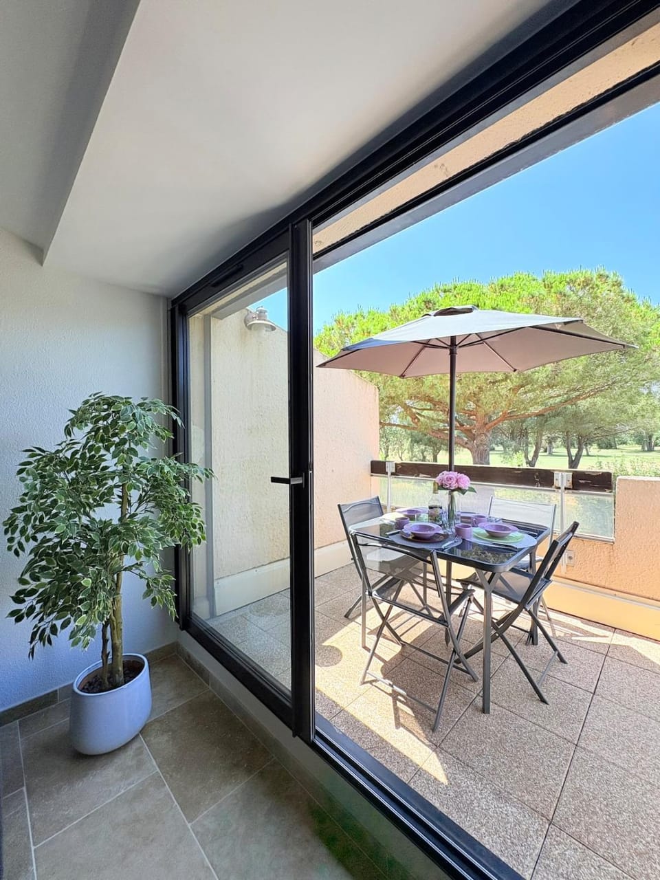 Beau T2 de standing sur le Golf avec balcon et clim Apartment in Saint-Cyprien