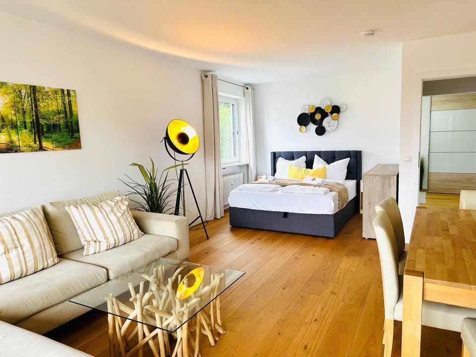 YAYstay - Deluxe Nr 7 I 65 m2 Loft I Bergblick Apartment in Rosenheim