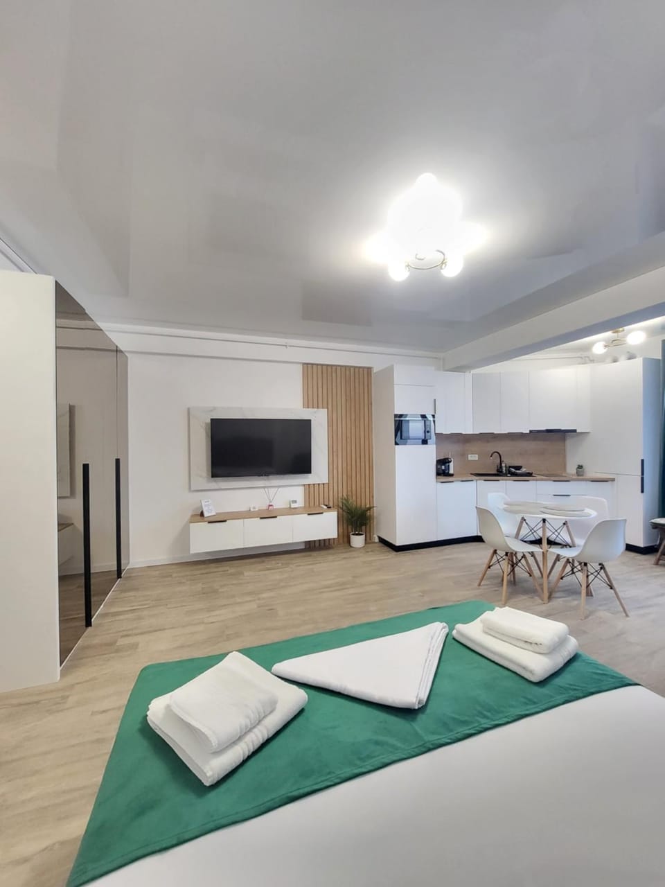 B&B Apartments Mamaia Nord Noble Beach Apartment in Constanța County