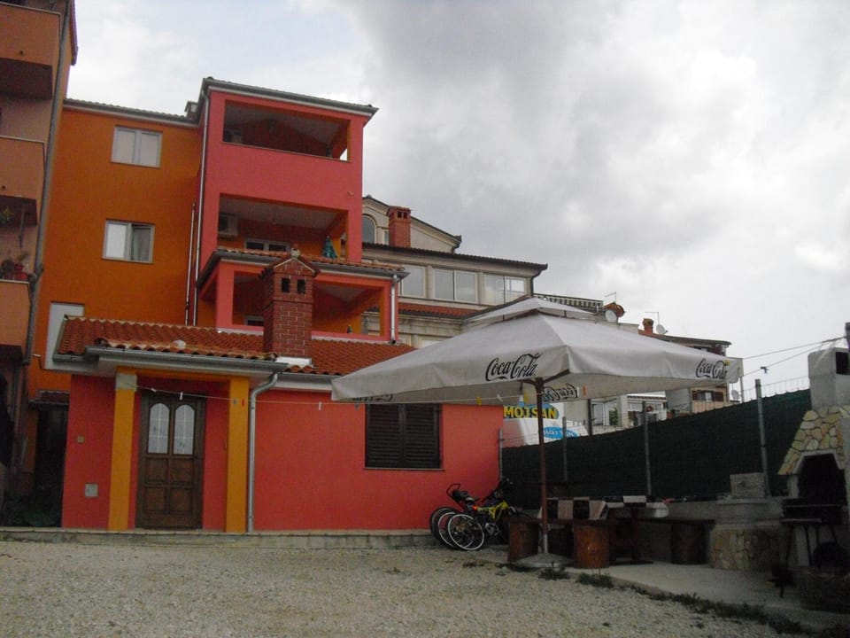 Property building, Garden view
