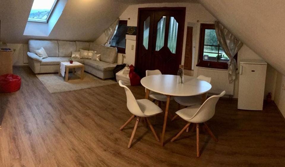 Living room, Dining area