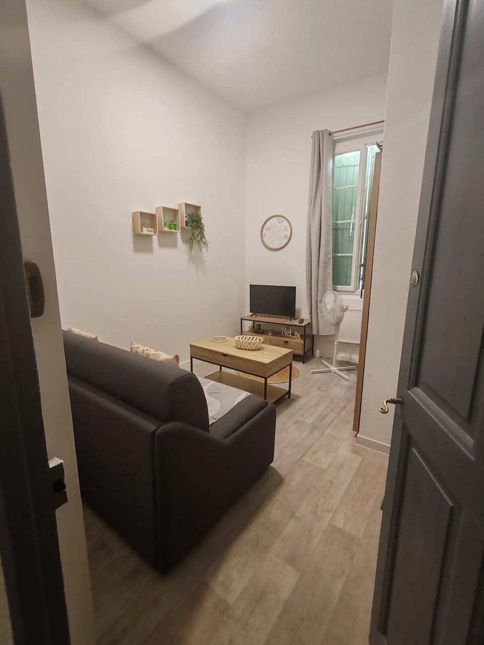 Appartement cosy centre de Beaucaire Cocon 5 Apartment in Tarascon