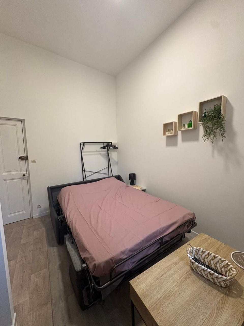 Appartement cosy centre de Beaucaire Cocon 5 Apartment in Tarascon