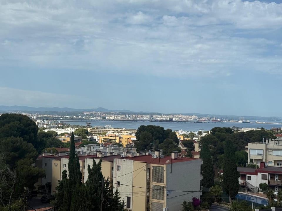 RENTALAYA! Piso PARADAIS Cap Salou Apartment in Salou