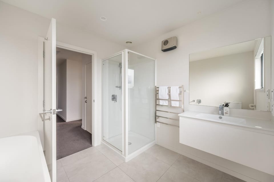 Shower, Bathroom, Bath