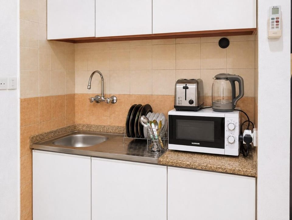Prime Comfort Stay in Deira Apartment in Dubai