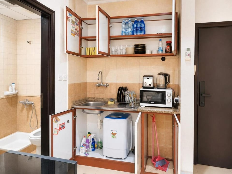 Prime Comfort Stay in Deira Apartment in Dubai