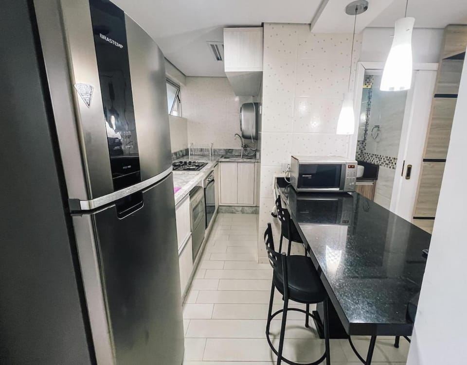 Apartamento na Quadra do Mar Caioba Matinhos Apartment in State of Paraná