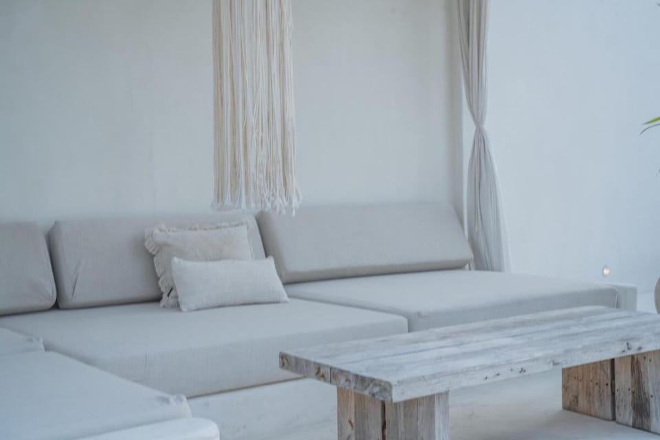 Boso Villa 4 Stylish 2BR With Rooftop in Bingin Villa in Bali